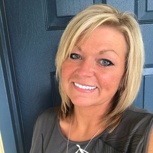 Meet your Posher, Bonnie